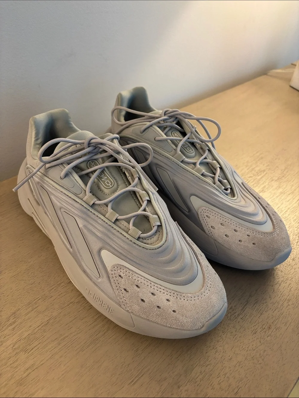 adidas Men's Gray/Taupe Ozelia Sneakers